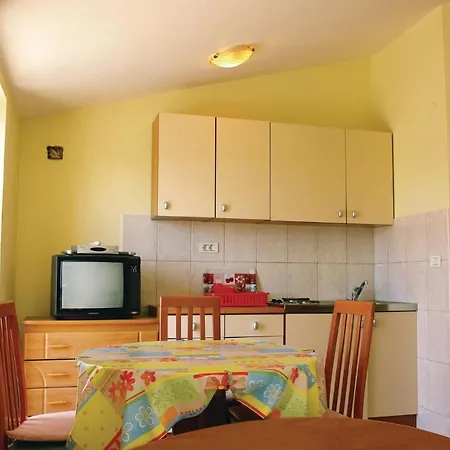Awesome Home In Pula With Wifi And Outdoor Swimming Pool * Pula